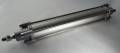 Pneumatik Zylinder / Pneumatic cylinder
